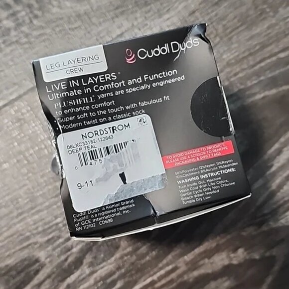 2 Pair Cuddl Duds Cashmere Blend Crew Socks - Picture 3 of 3